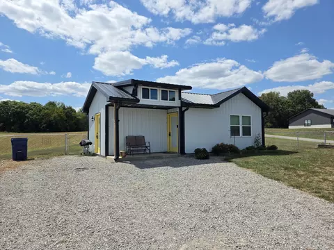 Exterior - 128 Kiersten Dr, Nancy, KY 42544 photo 1 of 8