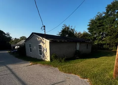 13 Clark St, Dry Ridge, KY 41035