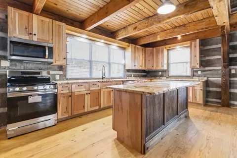 Kitchen - 232 Tower Rd, Corbin, KY 40701 photo 2 of 4