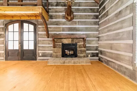 Living - 232 Tower Rd, Corbin, KY 40701 photo 1 of 8