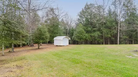 Exterior - 608 Casey Rd, Corbin, KY 40701 photo 10 of 13