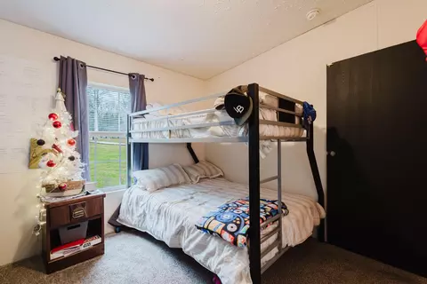 Bedroom - 608 Casey Rd, Corbin, KY 40701 photo 10 of 10