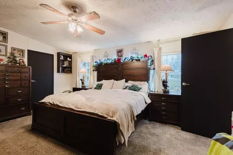 Bedroom - 608 Casey Rd, Corbin, KY 40701 photo 4 of 10