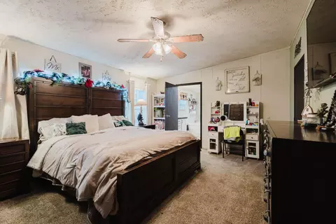Bedroom - 608 Casey Rd, Corbin, KY 40701 photo 1 of 10