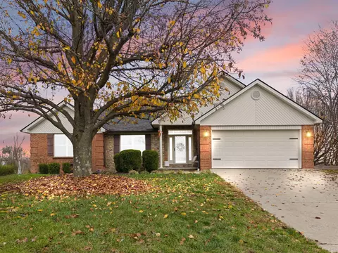 637 Autumnwood Dr, Richmond, KY 40475