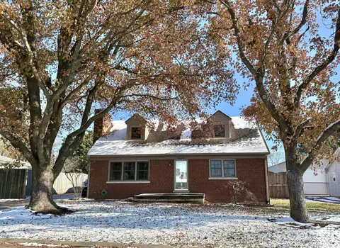 3030 Lynnwood Dr, Paris, KY 40361