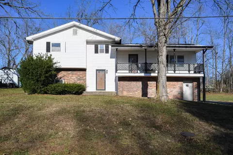 3811 Woodland Dr, Mount Sterling, KY 40353
