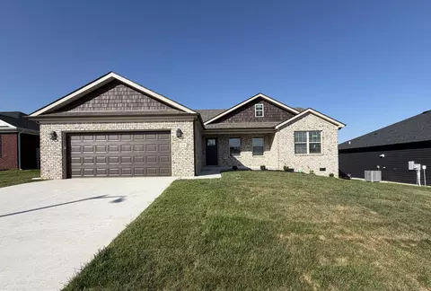235 Brook Cv, Berea, KY 40403