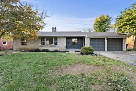 1032 Algonquin Trl, Frankfort, KY 40601