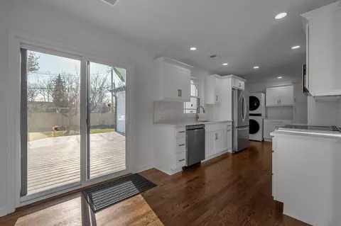 660 Sheridan Dr, Lexington, KY 40503