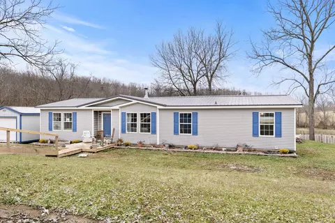 628 Ravens Creek Ln, Cynthiana, KY 41031