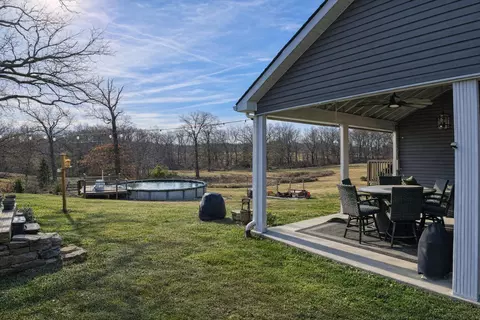 Exterior - 156 Griggs Rd, Waco, KY 40385 photo 6 of 12