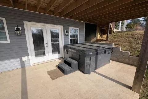Exterior - 156 Griggs Rd, Waco, KY 40385 photo 11 of 12