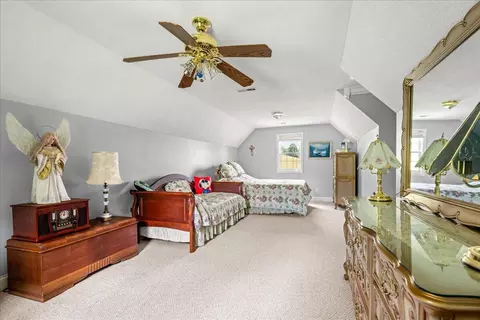 Bedroom - 135 Timber Ridge Way, Corbin, KY 40701 photo 10 of 10