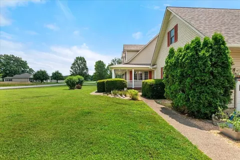 Exterior - 135 Timber Ridge Way, Corbin, KY 40701 photo 5 of 16