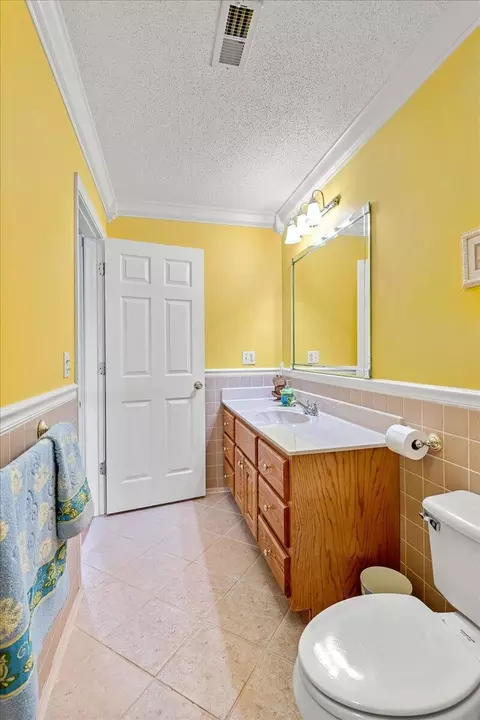 Bath - 135 Timber Ridge Way, Corbin, KY 40701 photo 9 of 10