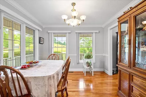 Dining - 135 Timber Ridge Way, Corbin, KY 40701 photo 2 of 4