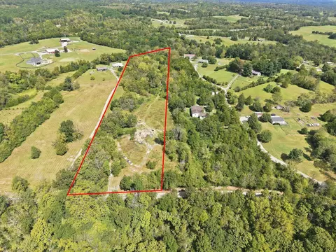 1123 Gilberts Creek Rd, Lawrenceburg, KY 40342