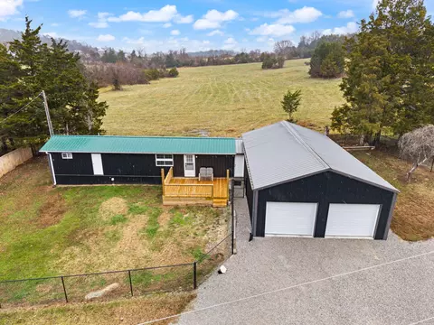 249 N Riverwood Rd, Bronston, KY 42518