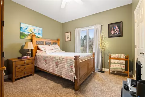 Bedroom - 171 Nolan Dr, Corbin, KY 40701 photo 4 of 5