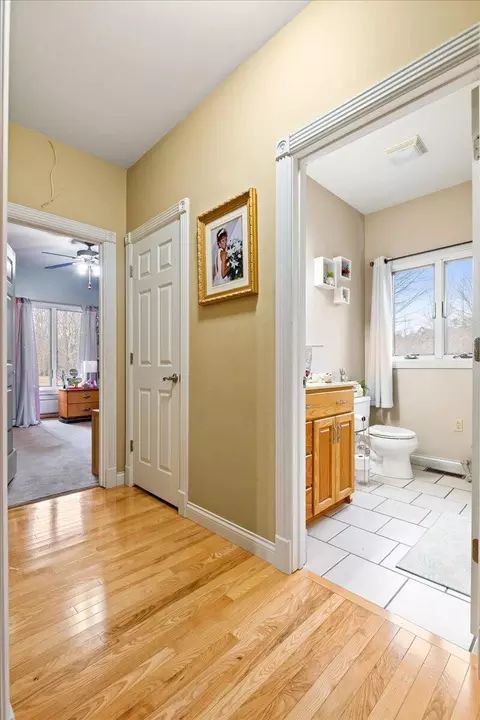 Entry Way - 171 Nolan Dr, Corbin, KY 40701 photo 3 of 8