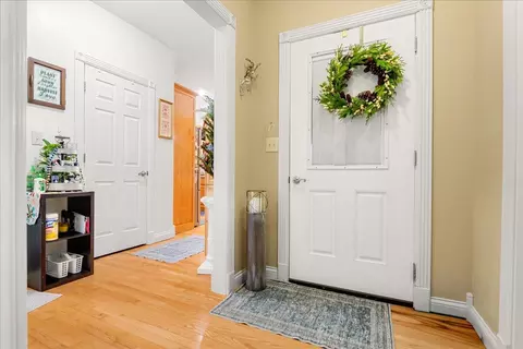 Entry Way - 171 Nolan Dr, Corbin, KY 40701 photo 2 of 8