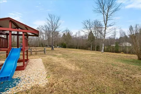 Exterior - 171 Nolan Dr, Corbin, KY 40701 photo 10 of 11