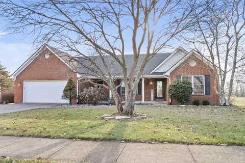 420 Hunters Run Dr, Richmond, KY 40475