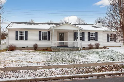 420 Willowbrook Rd, Winchester, KY 40391