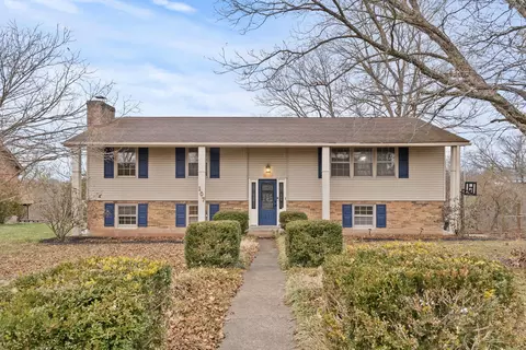 107 Pleasant Ridge Dr, Richmond, KY 40475