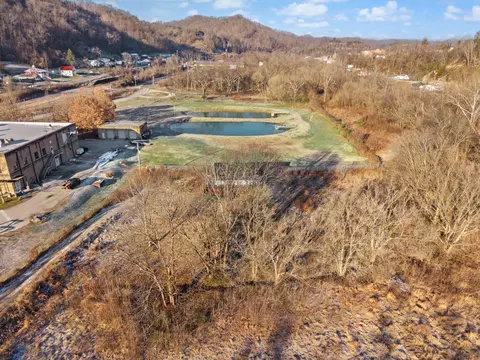 View/Area - 61 Armory Dr, Jackson, KY 41339 photo 2 of 14