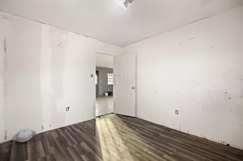 Bedroom - 61 Armory Dr, Jackson, KY 41339 photo 11 of 12