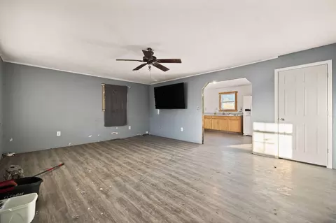 Living - 61 Armory Dr, Jackson, KY 41339 photo 1 of 4