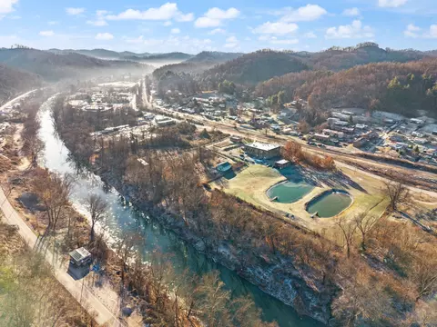 View/Area - 61 Armory Dr, Jackson, KY 41339 photo 10 of 14