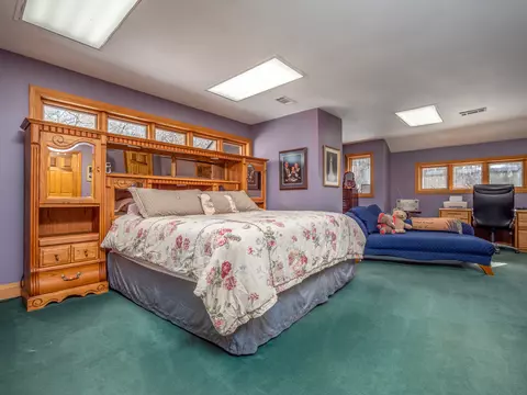 Bedroom - 435 Hunters Ln, Morehead, KY 40351 photo 2 of 11