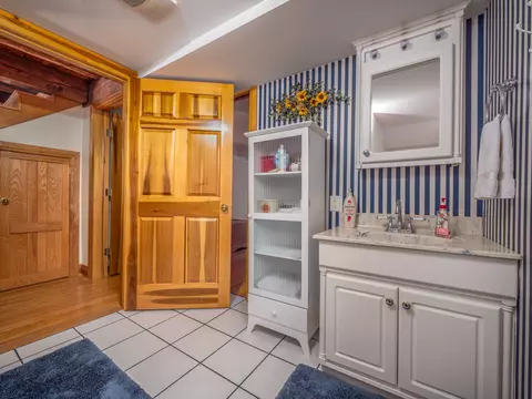 Bath - 435 Hunters Ln, Morehead, KY 40351 photo 4 of 10