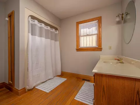Bath - 435 Hunters Ln, Morehead, KY 40351 photo 9 of 10