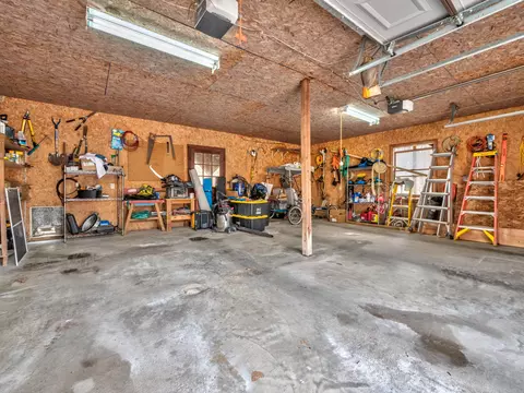 Exterior - 435 Hunters Ln, Morehead, KY 40351 photo 10 of 15