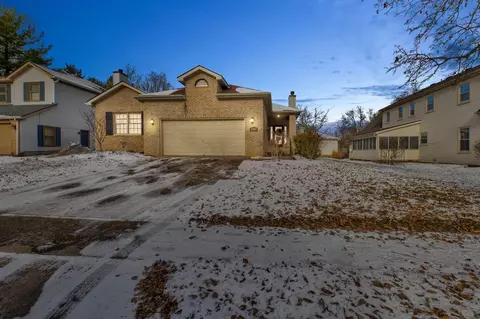 1005 Autumn Ridge Dr, Lexington, KY 40509