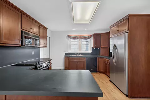 Kitchen - 136 Wetherburn Ct, Danville, KY 40422 photo 1 of 4