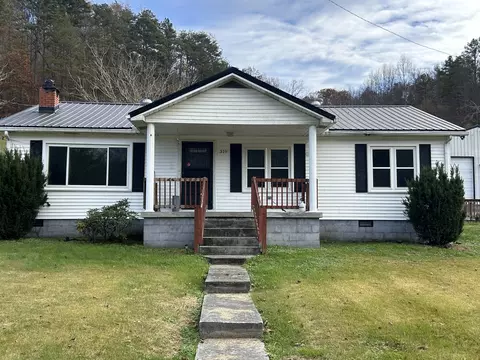 319 Highway 472 Hwy, Manchester, KY 40962