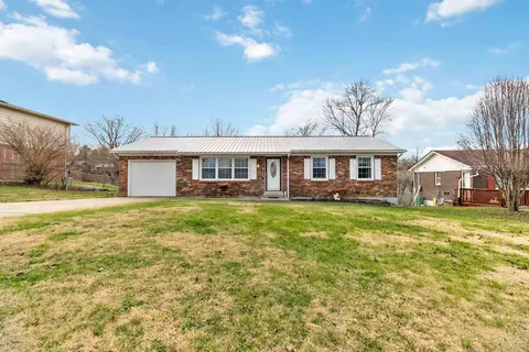 Exterior - 209 Salter Rd, Berea, KY 40403 photo 2 of 7