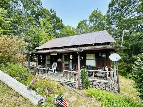 342 Tilleys Ln, Wellington, KY 40387