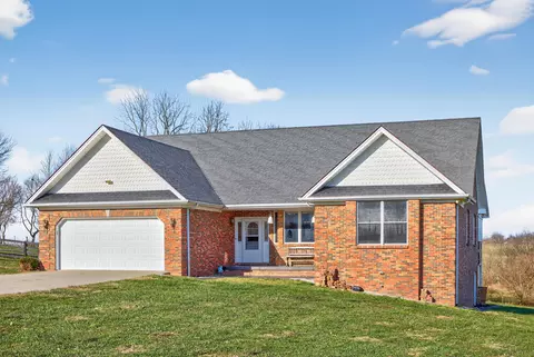 479 Dorton Dr, Lancaster, KY 40444