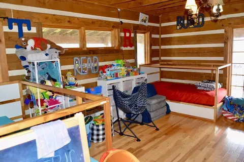 Bedroom - 676 Parton Rd, Liberty, KY 42539 photo 1 of 6