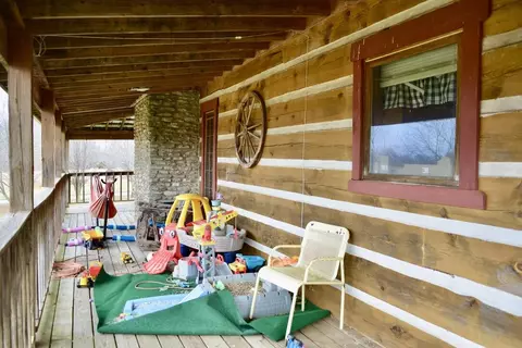 Exterior - 676 Parton Rd, Liberty, KY 42539 photo 20 of 38