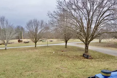 Exterior - 676 Parton Rd, Liberty, KY 42539 photo 29 of 38