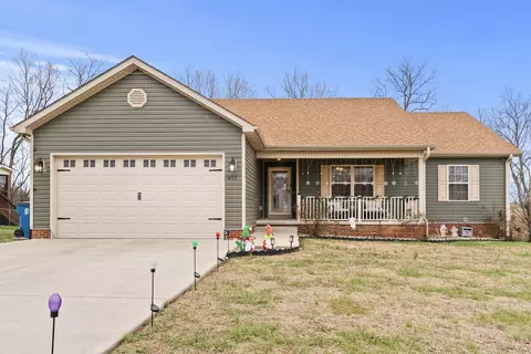 461 Cresthill Dr, Harrodsburg, KY 40330