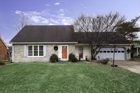 542 Berlin Dr, Versailles, KY 40383