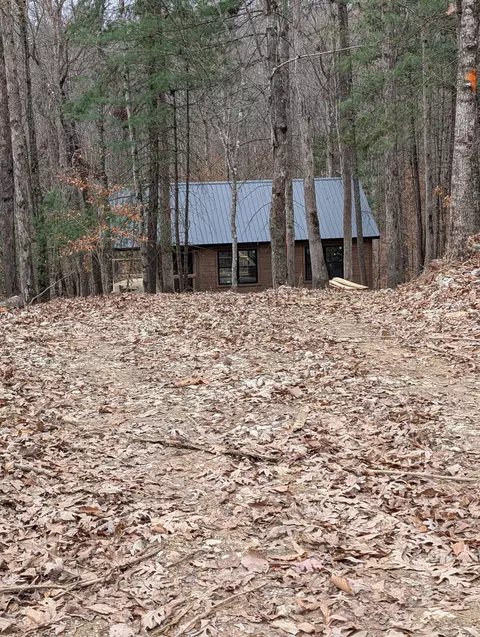 20 Joyful Springs Rd, Zoe, KY 41397